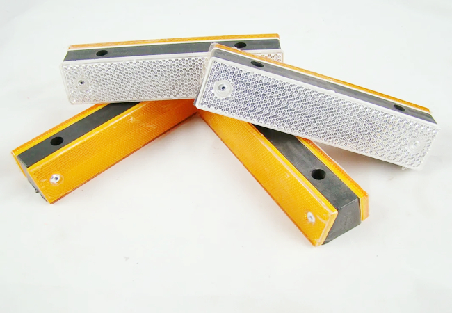 視線誘導(dǎo)標志